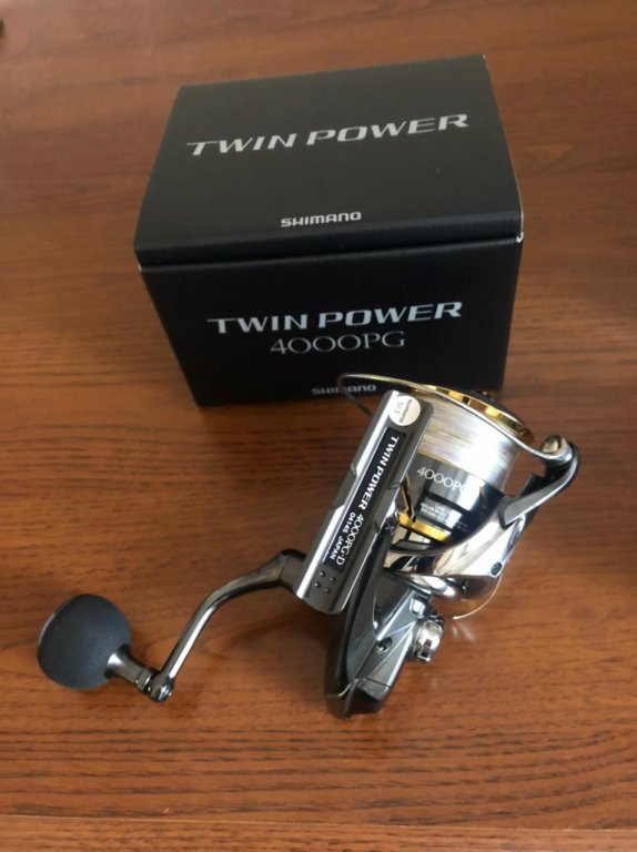 Twin power 4000pg. Катушка спиннинговая Shimano 15 Twin Power 2000s. Shimano Twin Power 2500 FD. Катушка шимано Твин Пауэр 02. Shimano Twin Power 2020 2500s.